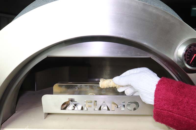 FIAMO Clay Pizza Oven (8) FIAMO Clay Pizza Oven (8)